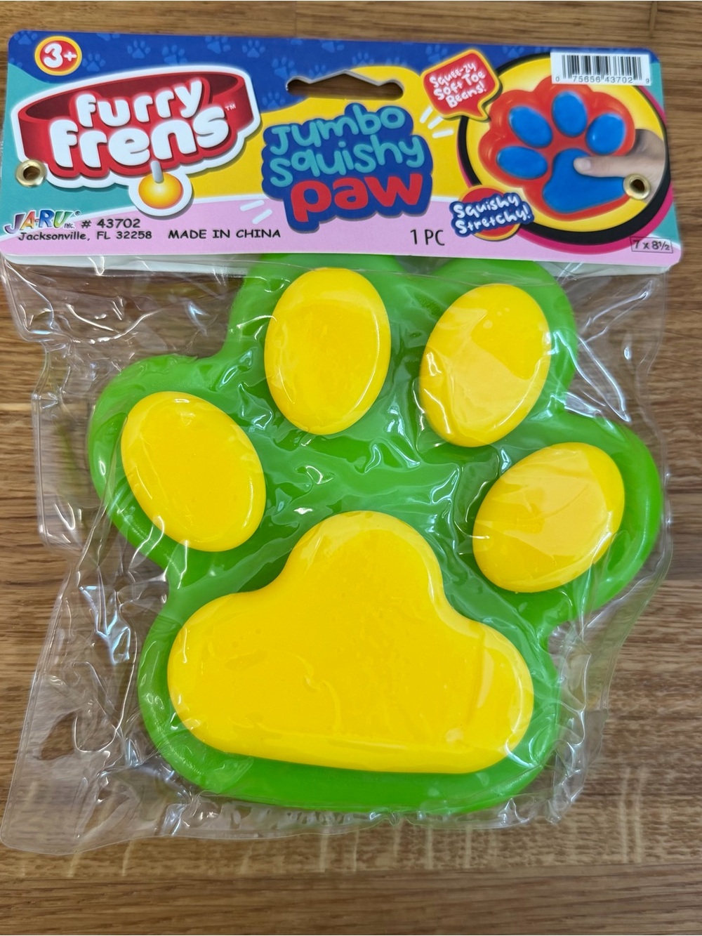 JA-RU Furry Frens Jumbo Squishy Paw Scented Green Yellow Sensory Squeezy Fidget